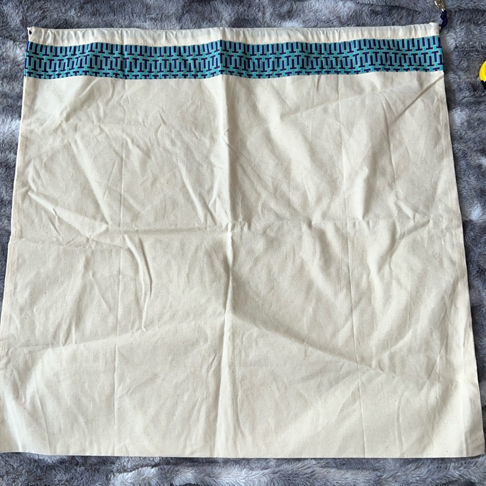 Tory Burch Drawstring Dustbag - Picture 4 of 5
